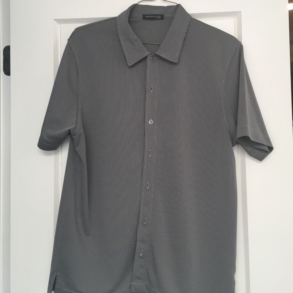 🛍 Kenneth Cole Striped Button Down Shirt